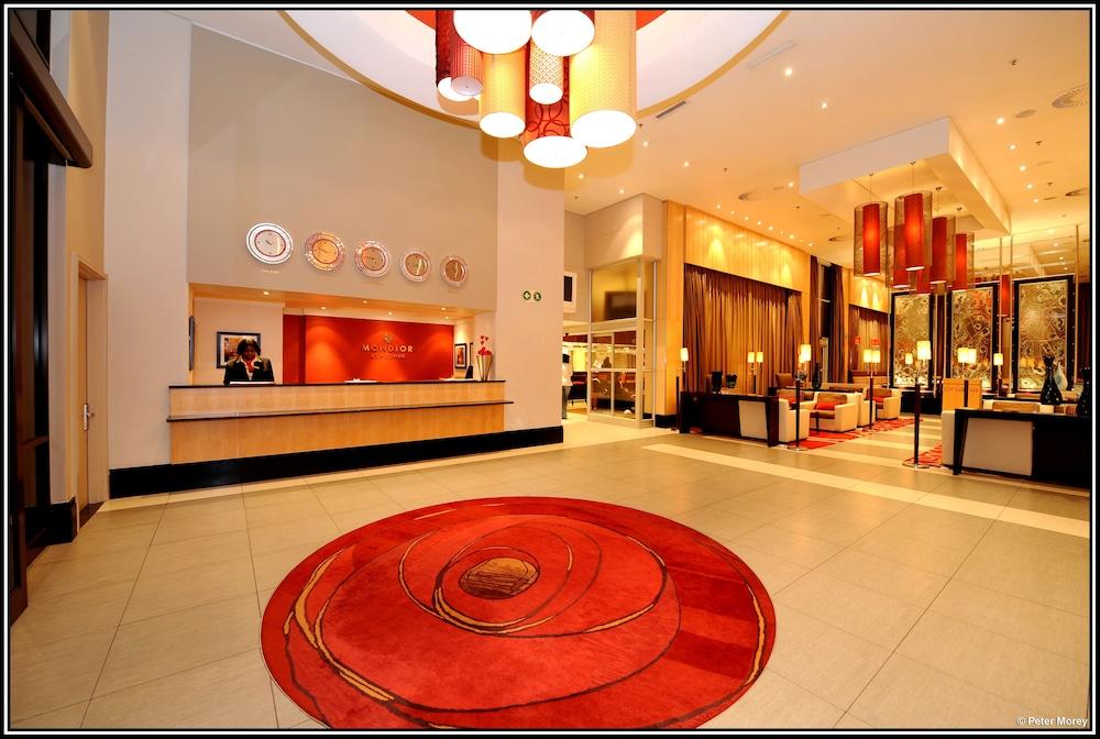 Mondior At Emperors Palace Kempton Park Kültér fotó